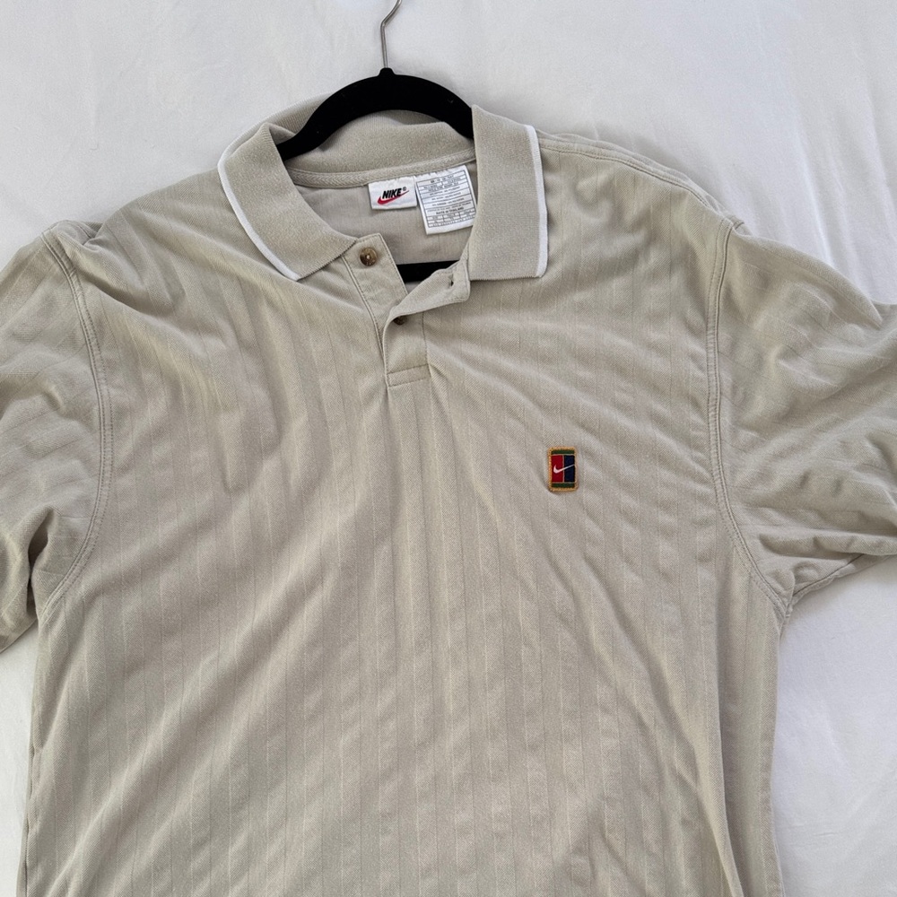 Vintage Nike Light Tan Polo Shirt for Men